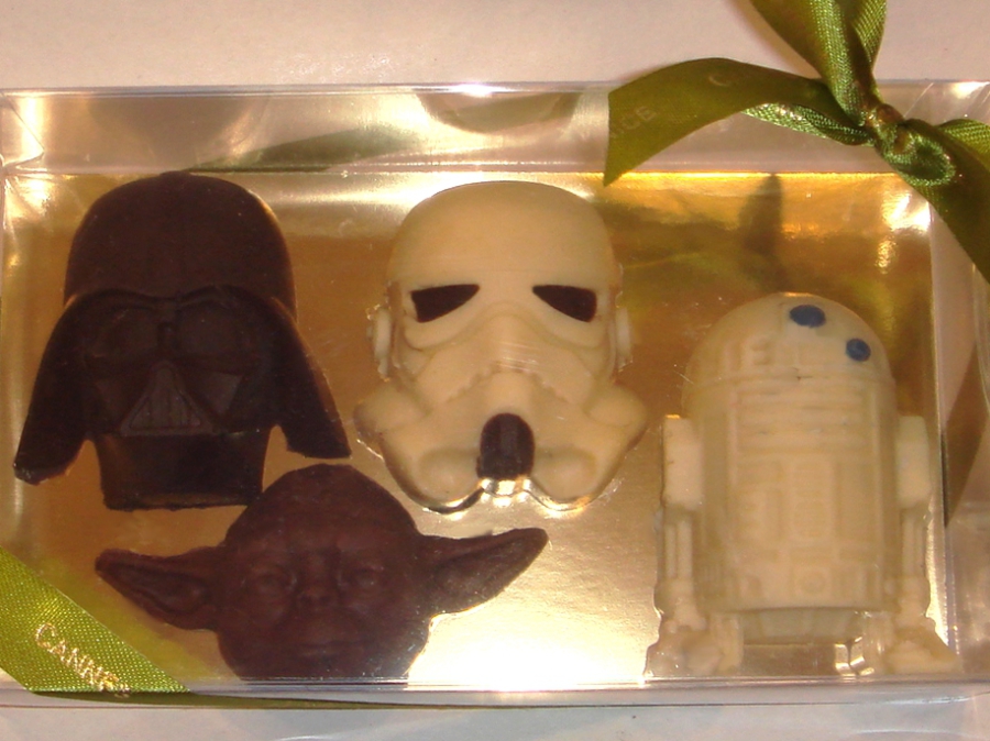 take, away, star, wars, dark, vador, d2r2, yoda, stormtrooper, geek, souvenir, creation, jp, paci, artisan, best, original, gift, chocolatier, nice, cannes