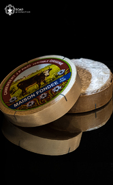 camembert tout en chocolat, fromage en chocolat, création en chocolat, jp paci artisan chocolatier nice cannes